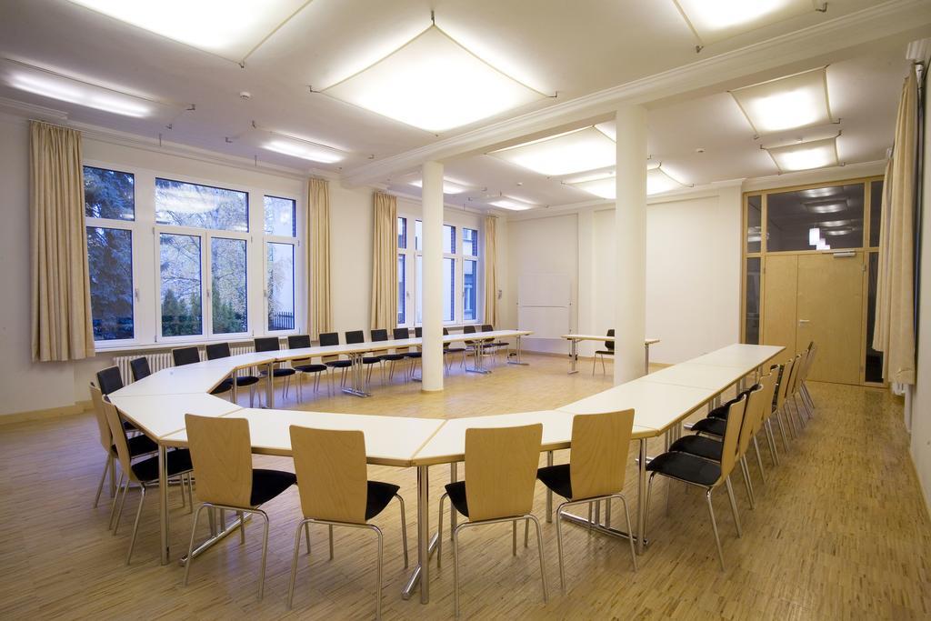 Gaeste- Und Tagungshaus Am Glockengarten 3* Berlijn