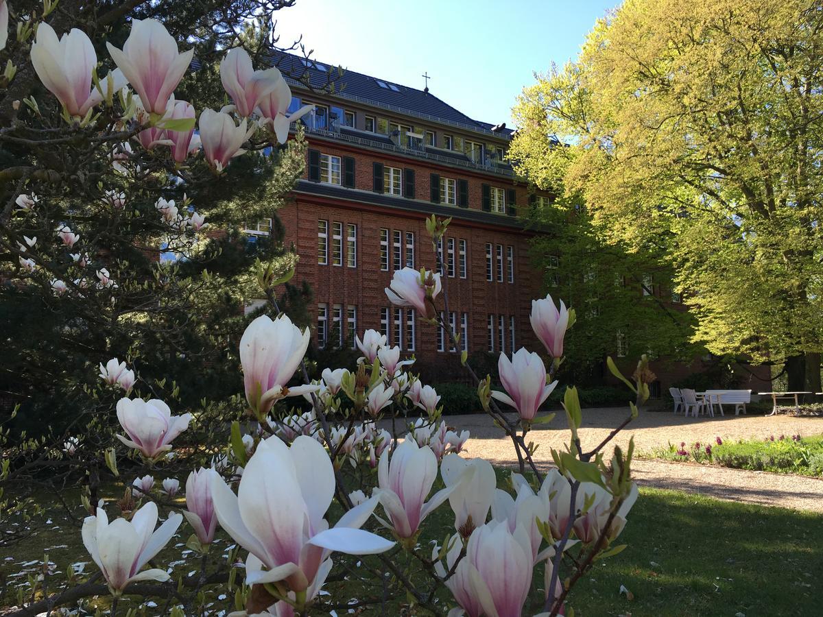 Gaeste- Und Tagungshaus Am Glockengarten Hotel Berlijn